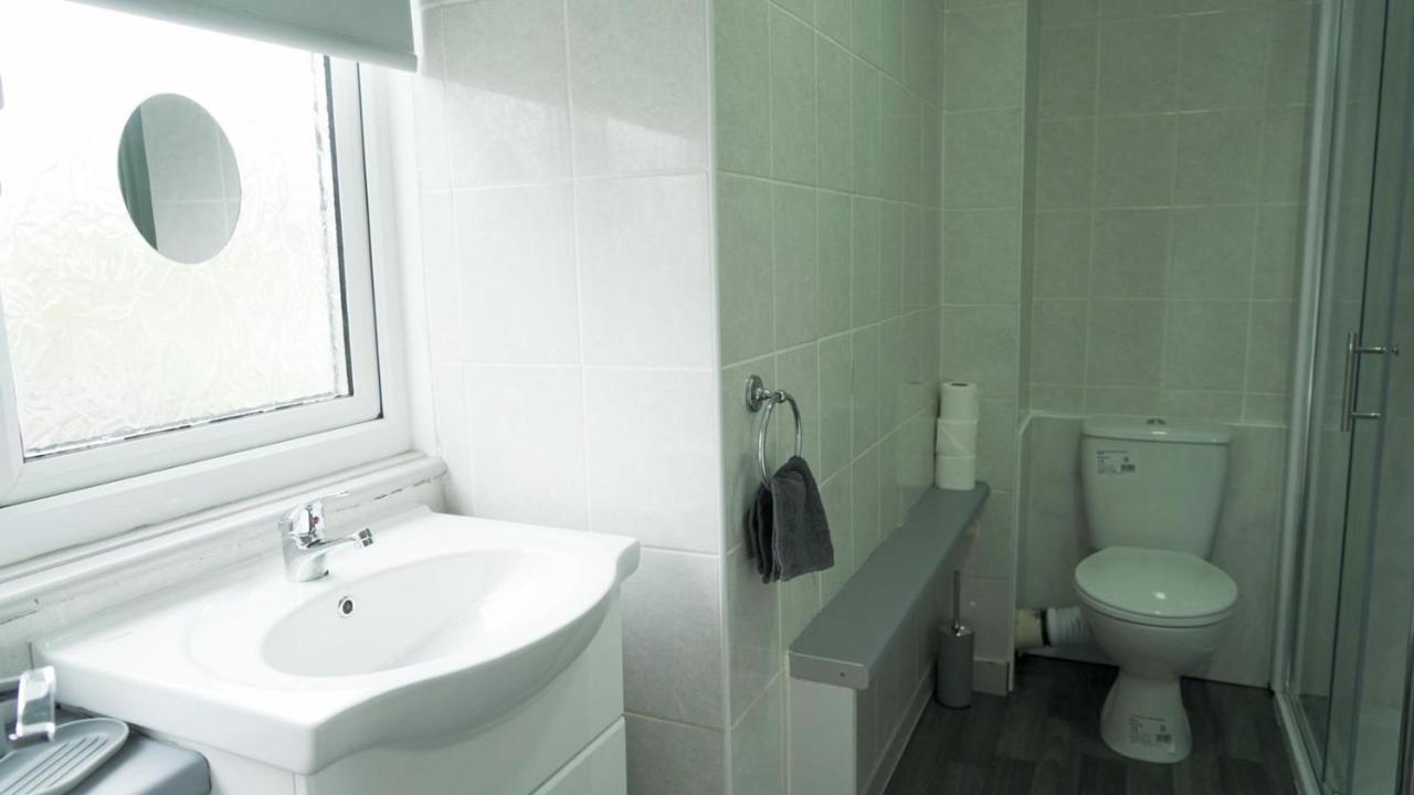 Jewel Of Barking London Villa Ngoại thất bức ảnh
